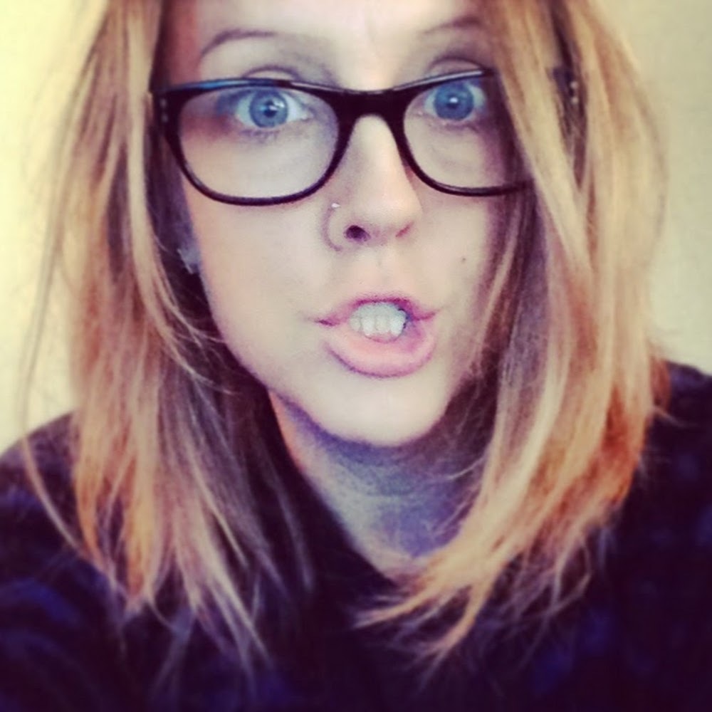 Meet your Posher, Annie